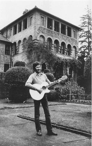 24_473ccde669573.jpg 307X487 px